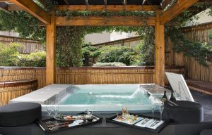 Jacuzzi Romeo hotel Napoli