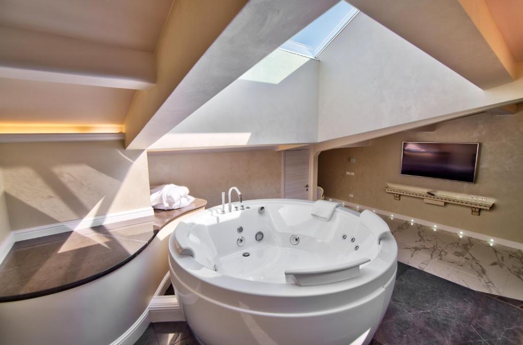 Jacuzzi Suite The Moon Boutique Hotel & Spa Firenze